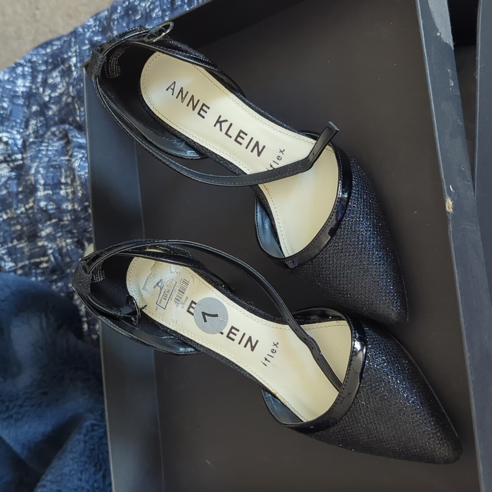 Women's dress heels